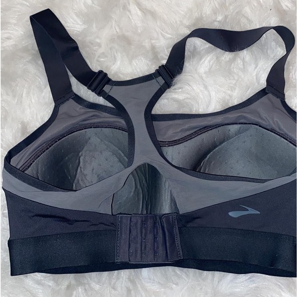 Dare Racerback Run Bra - Picture 5 of 10